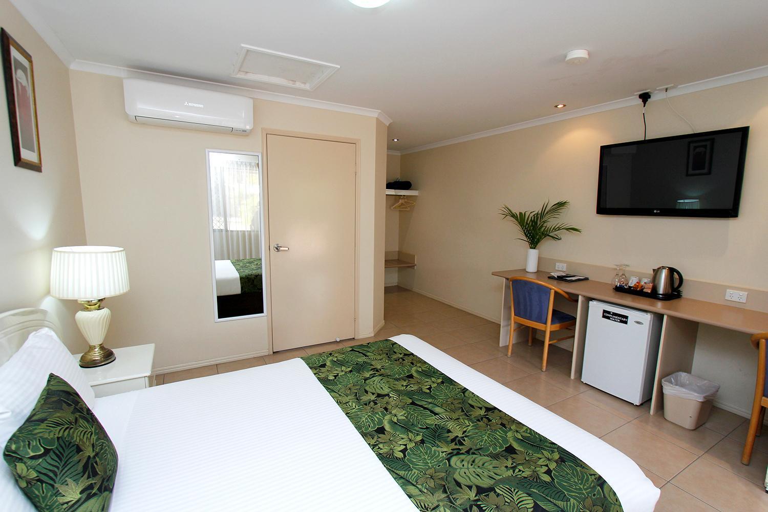 The Palms Motel Chinchilla Exterior foto